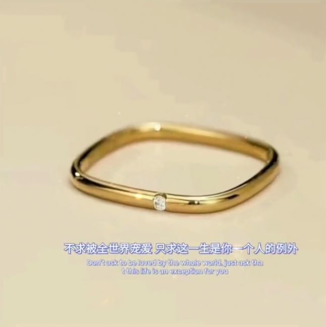 周大福小方戒图片表情包图2