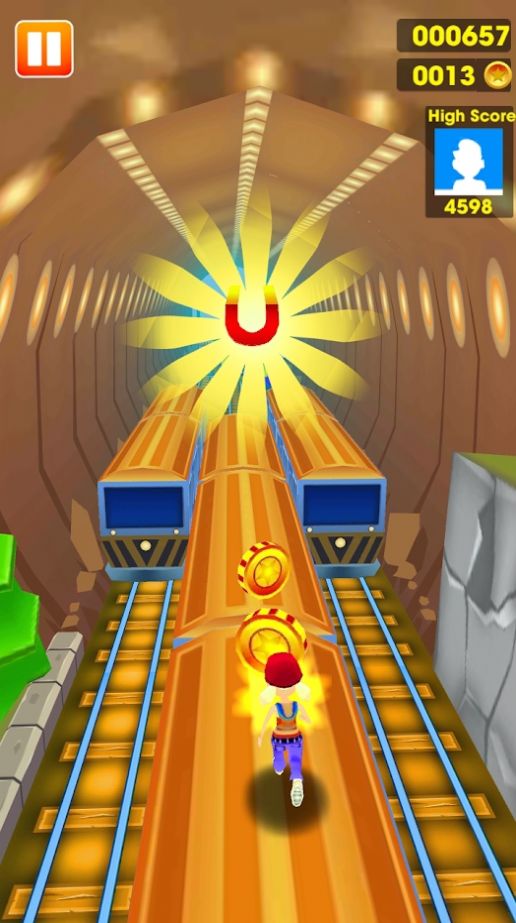 地铁无尽轨道赛跑者游戏安卓手机版 v1.1图1