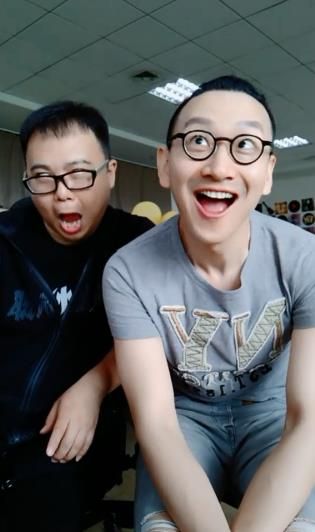 抖音我们一起学驴叫歌曲bgm歌词分享图片1