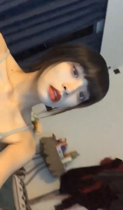 会打呼噜的月亮壁纸图1