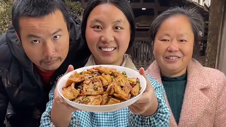 快手牛爱芳的小春花图片图3