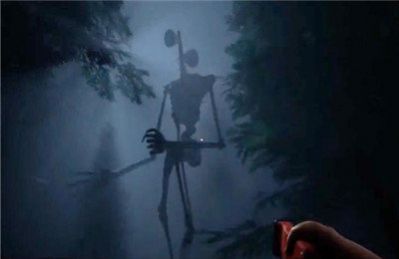 吓人的多警笛头机器人游戏图1